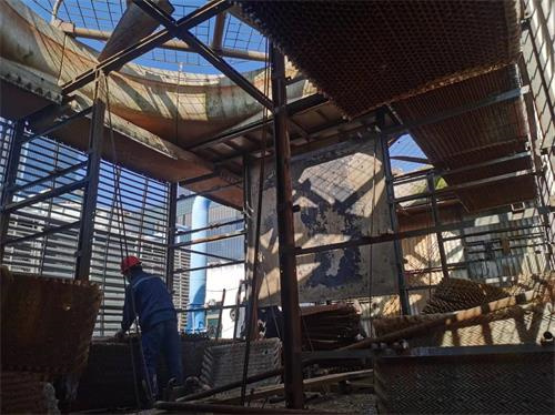 冷卻塔風機變頻控制(冷卻塔風機減速箱可以變頻控制