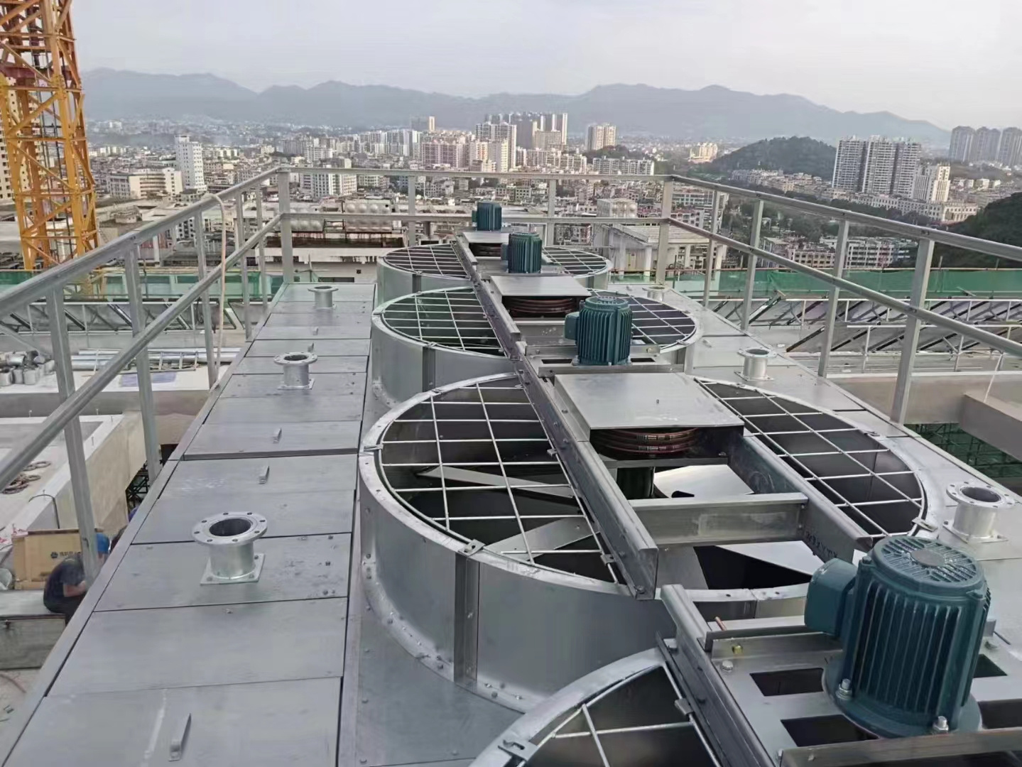 冷卻塔的循環水泵安裝在哪兒,冷卻塔循環水泵系統圖